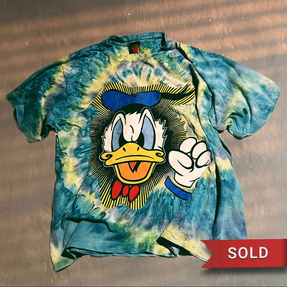 Authentic Vintage 1990s Donald Duck Tie Dye Shirt Ver… - Gem